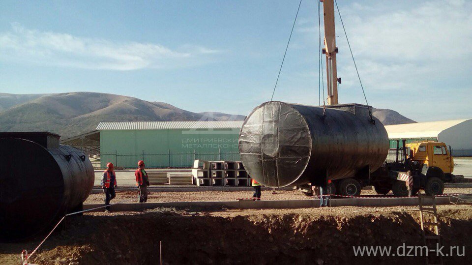 Монтаж резервуаров объёмом 25 м3 и 50 м3 в Крыму