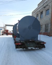 Резервуар погруженный на автомашину
