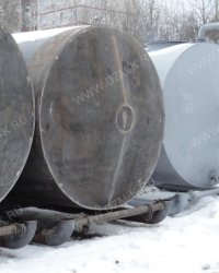 Резервуары на санях объёмом 30 куб.м. для хранения нефтепродуктов