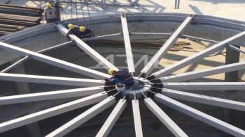 Монтаж круглой купольной крыши из металлоконструкций
